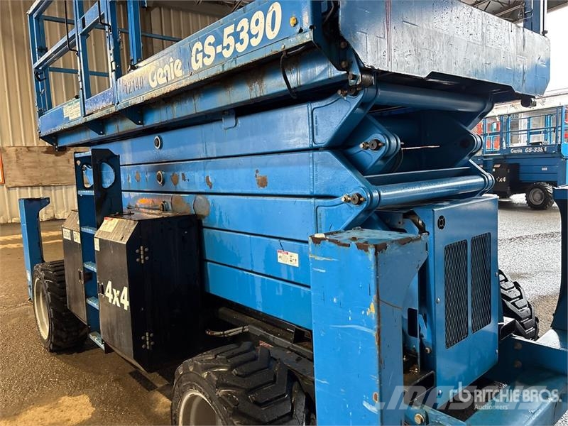 Genie GS-5390 4x4 Diesel Scissor Lift رافعات مقصية الشكل