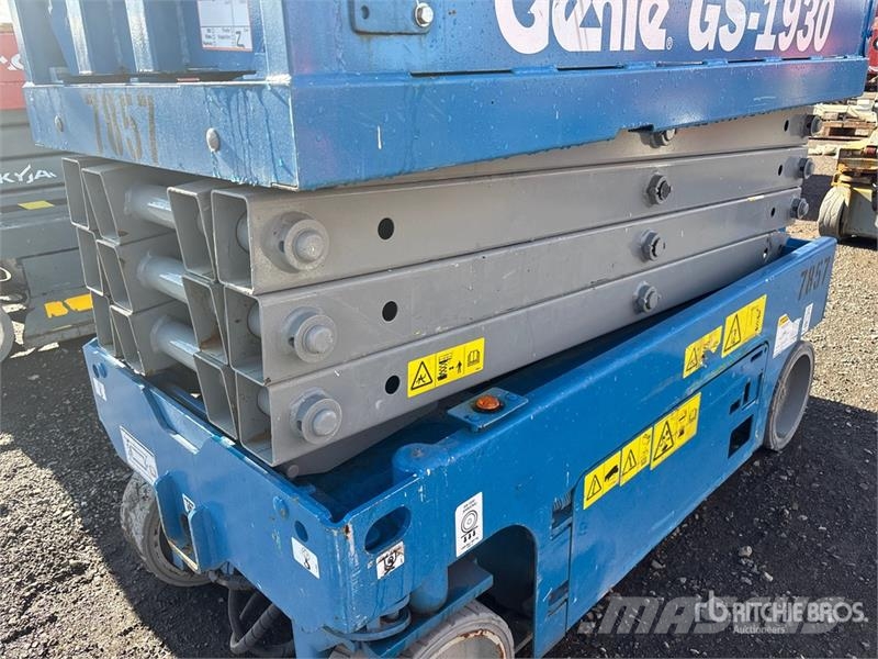 Genie GS1930 Electric Scissor Lift 가위형 리프트