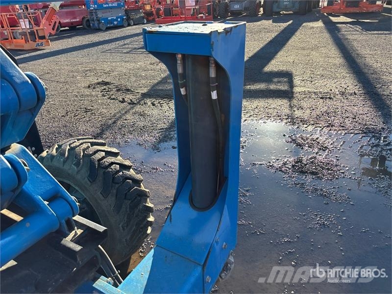 Genie GS3384 4x4 Dual Fuel Scissor Lift Scheren-Arbeitsbühnen
