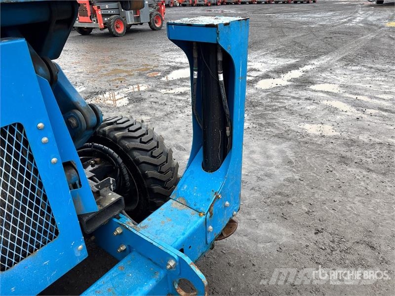 Genie GS3384RT 4x4 Dual Fuel Scissor Lift رافعات مقصية الشكل