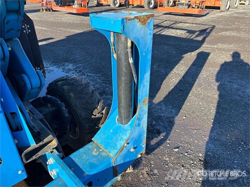 Genie GS3384RT 4x4 Dual Fuel Scissor Lift Scissor lifts