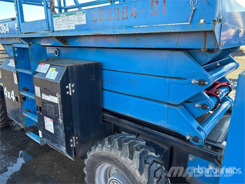 Genie GS3384RT 4x4 Dual Fuel Scissor Lift Scissor lifts