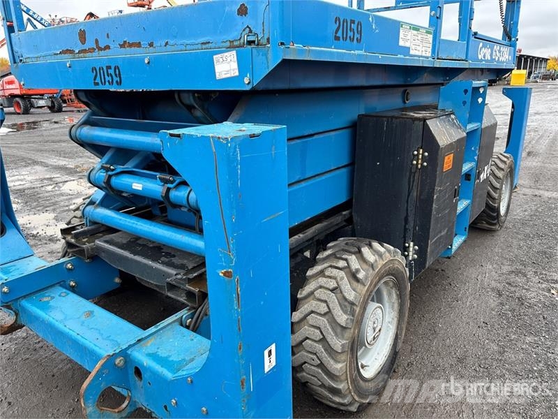 Genie GS3384RT 4x4 Dual Fuel Scissor Lift رافعات مقصية الشكل
