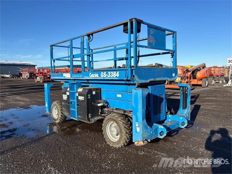 Genie GS3384RT 4x4 Dual Fuel Scissor Lift Scissor lifts