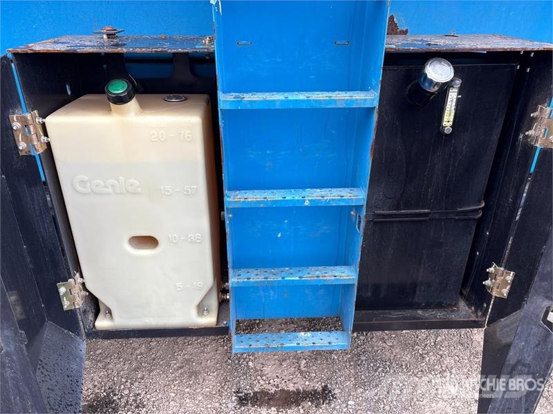 Genie GS4390 4x4 Diesel Scissor Lift Nacelle ciseaux