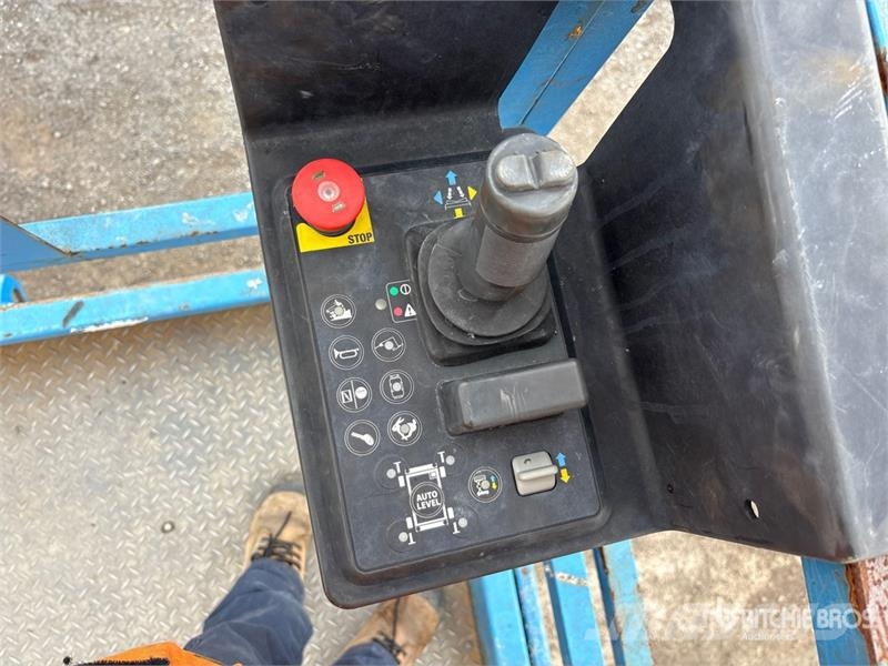 Genie GS4390 4x4 Diesel Scissor Lift Nacelle ciseaux