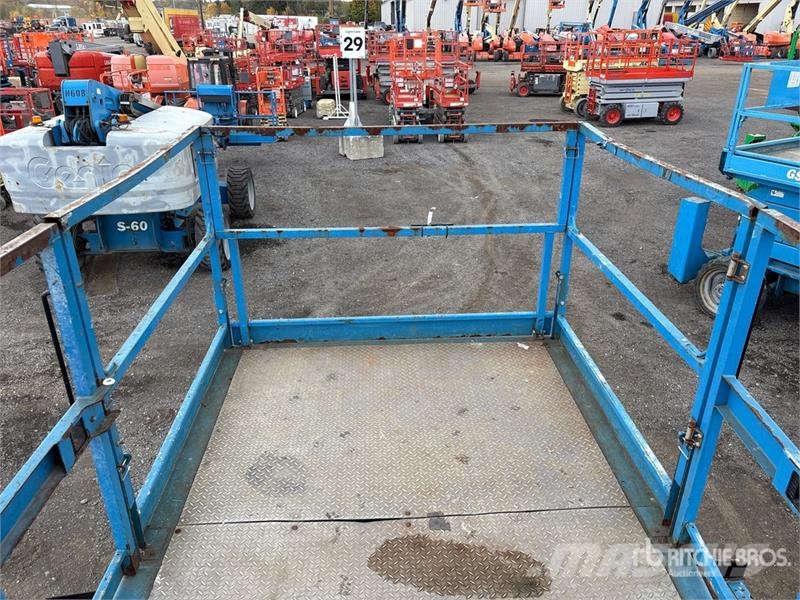 Genie GS4390 4x4 Diesel Scissor Lift Nacelle ciseaux