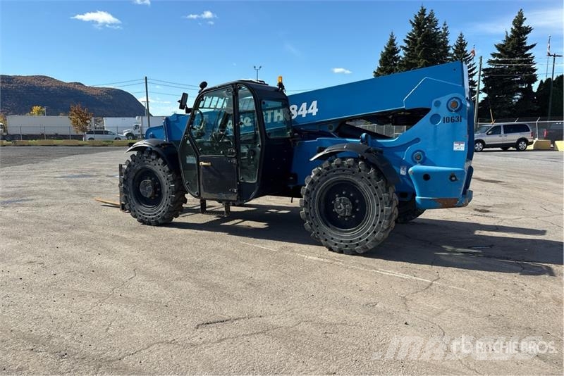 Genie GTH-844 Kurottajat
