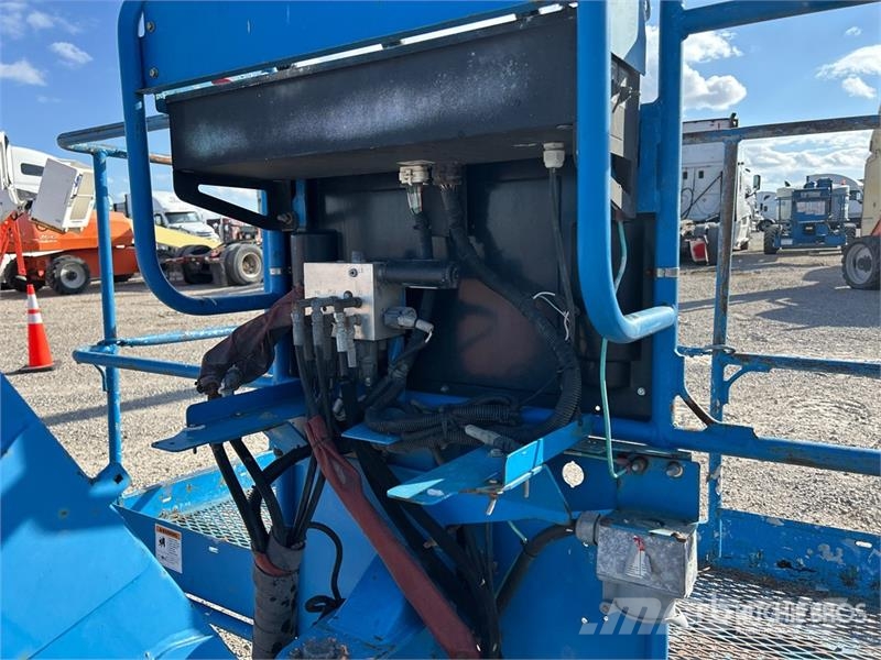Genie S-125 4WD Diesel Telescopic Boom Lift Teleskopske dvižne ploščadi