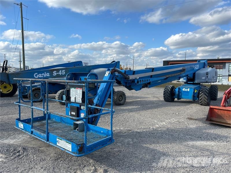 Genie S-125 4WD Diesel Telescopic Boom Lift Teleskopske dvižne ploščadi