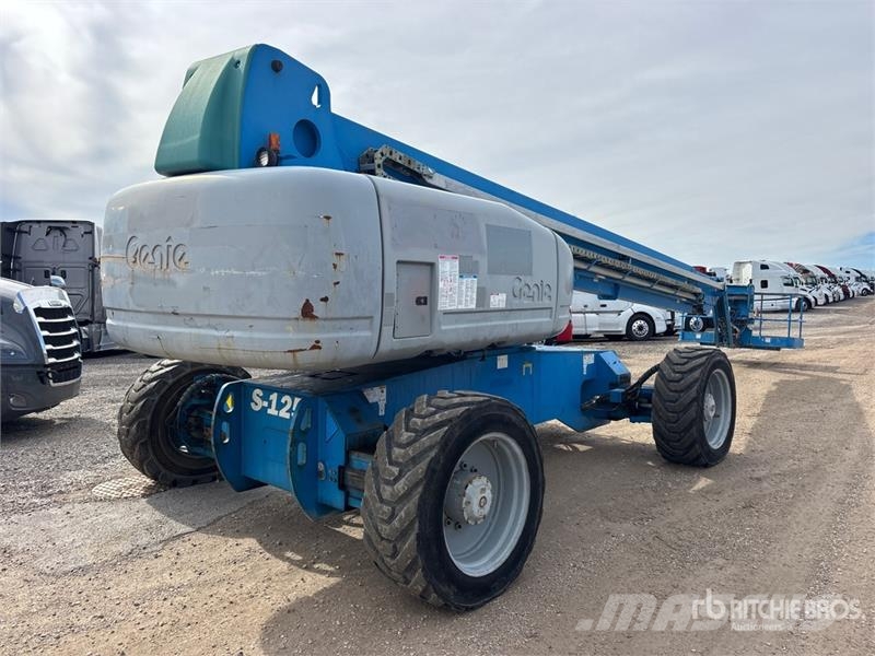Genie S-125 4WD Diesel Telescopic Boom Lift Teleskopske dvižne ploščadi