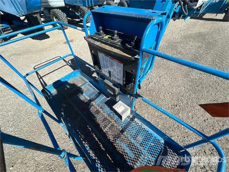 Genie S-125 4WD Diesel Telescopic Boom Lift Teleskopbühnen