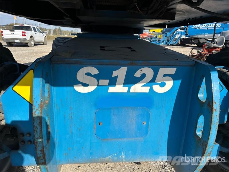 Genie S-125 4WD Diesel Telescopic Boom Lift Teleskopske dvižne ploščadi