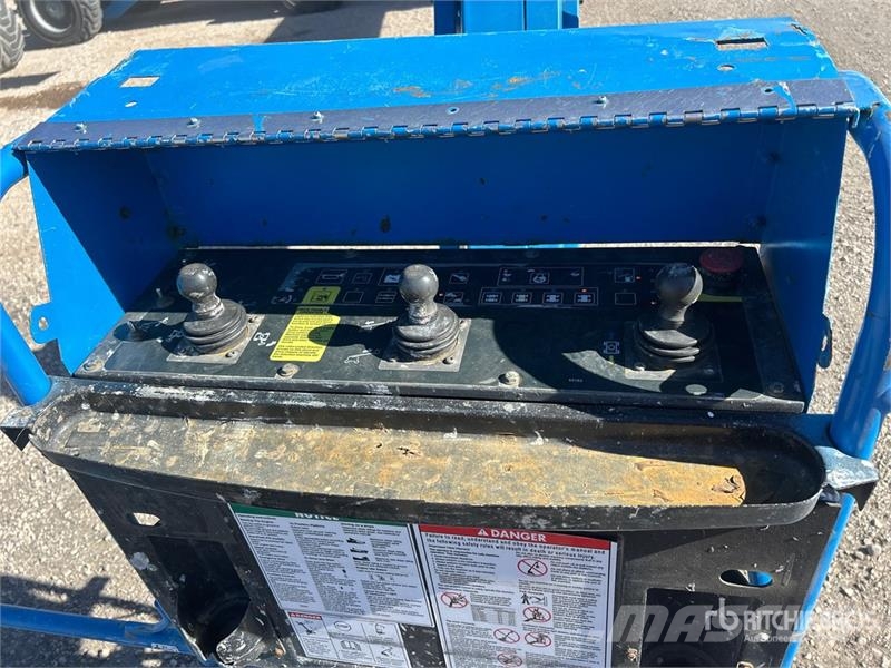 Genie S-125 4WD Diesel Telescopic Boom Lift Teleskopbühnen
