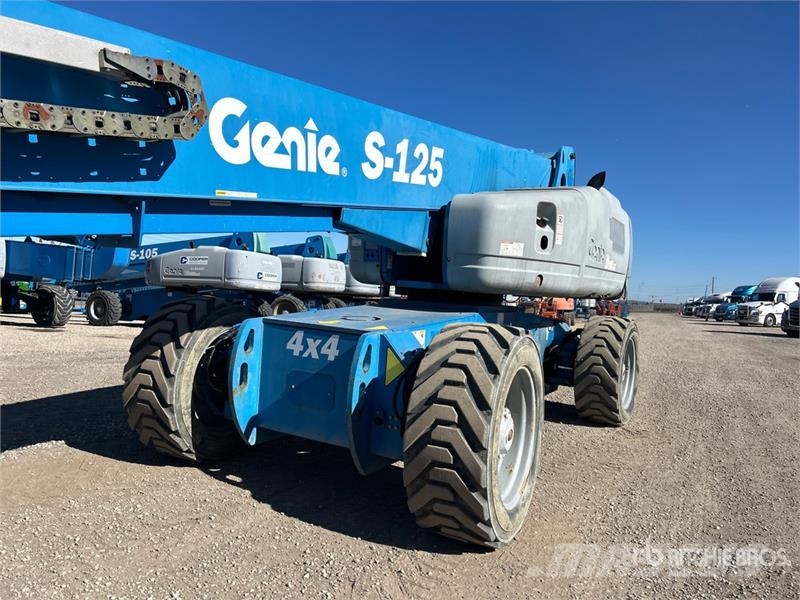 Genie S-125 4WD Diesel Telescopic Boom Lift Teleskopbühnen