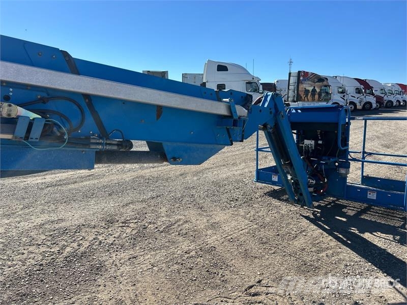 Genie S-125 4WD Diesel Telescopic Boom Lift Teleskopbühnen