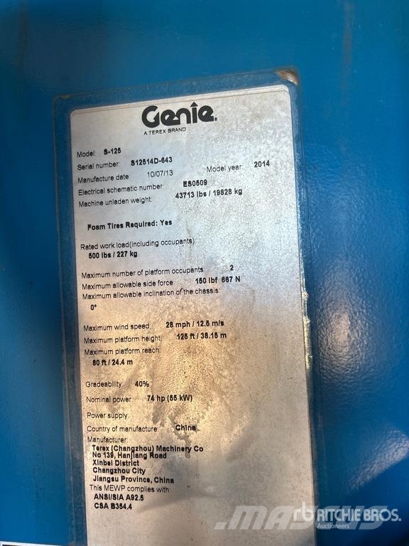 Genie S-125 4WD Diesel Telescopic Boom Lift Teleskopbühnen