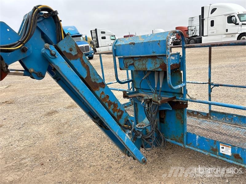 Genie S-45 Telescopic boom lifts