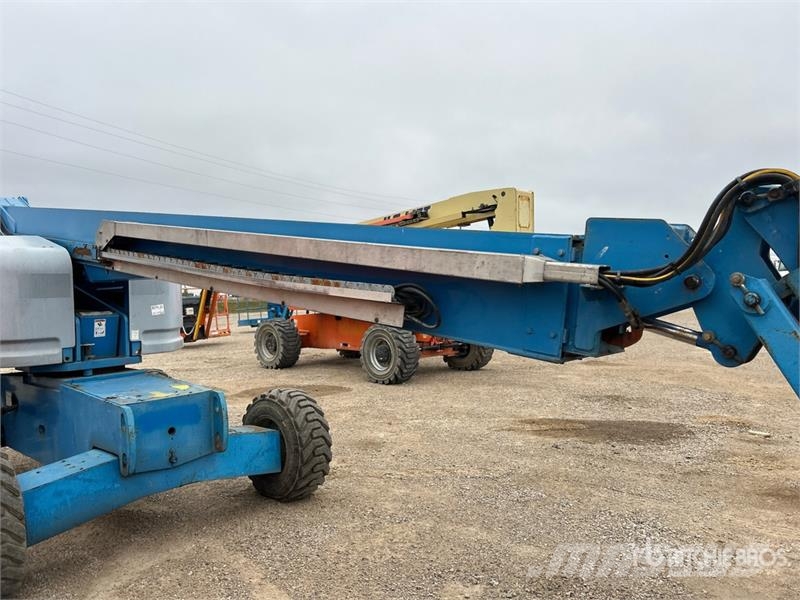 Genie S-45 Telescopic boom lifts