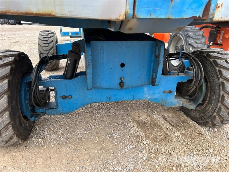 Genie S-45 Telescopic boom lifts