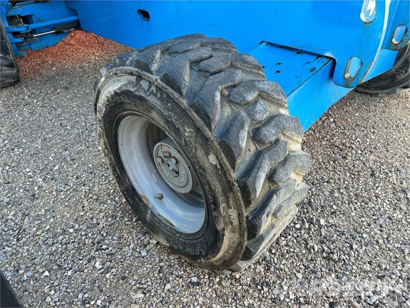 Genie S-45 Teleskopske dvižne ploščadi