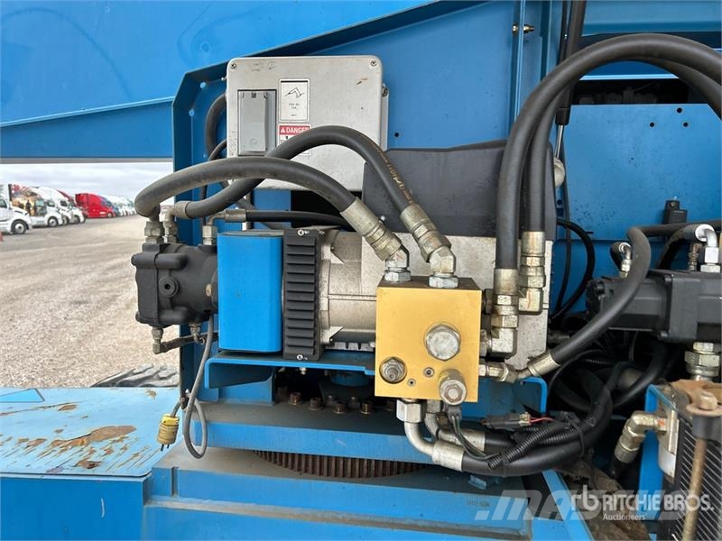 Genie S-45 2WD Diesel Articulating Boom Lift Telescoophoogwerkers