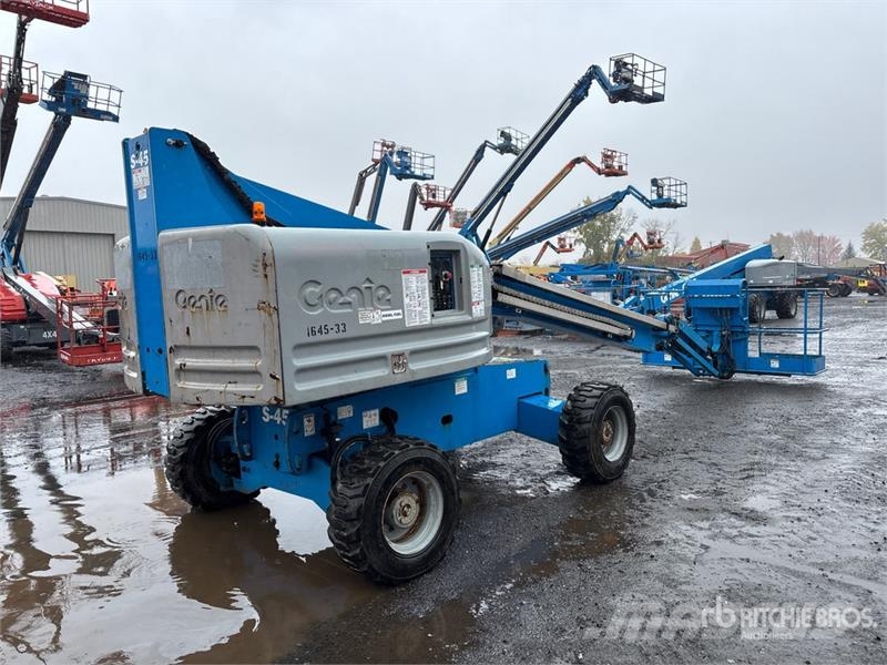 Genie S-45 4WD Diesel Telescopic Boom Lift Telescopic boom lifts