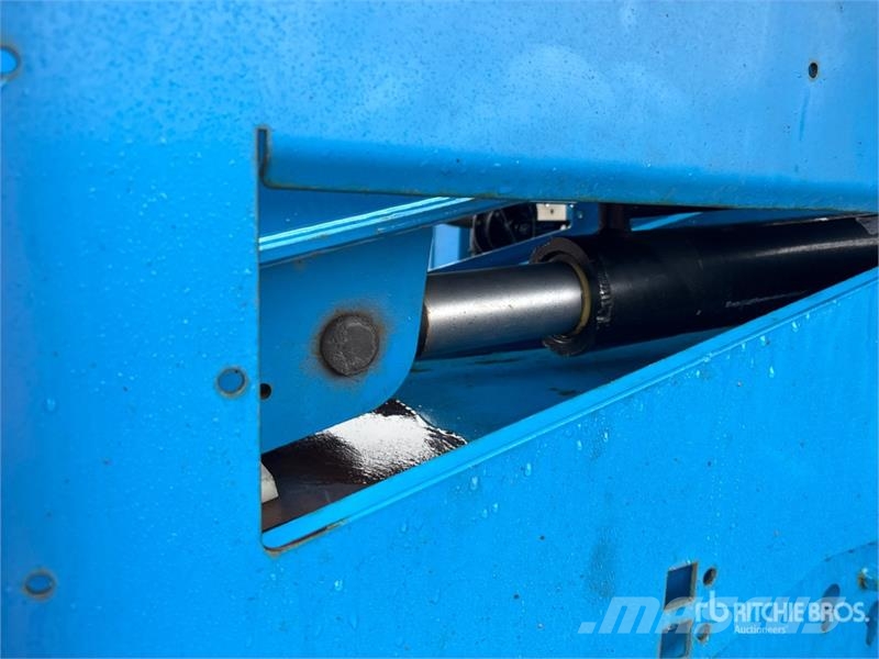 Genie S-45 4WD Diesel Telescopic Boom Lift Telescopic boom lifts