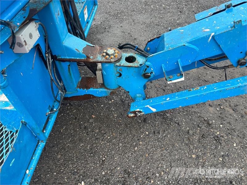 Genie S-45 4WD Diesel Telescopic Boom Lift Nacelles télescopiques