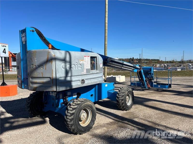 Genie S-45 Diesel Telescopic Boom Lift Teleskopbühnen