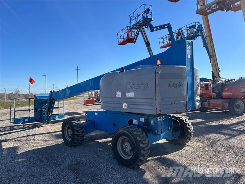Genie S-45 Diesel Telescopic Boom Lift Teleskopbühnen
