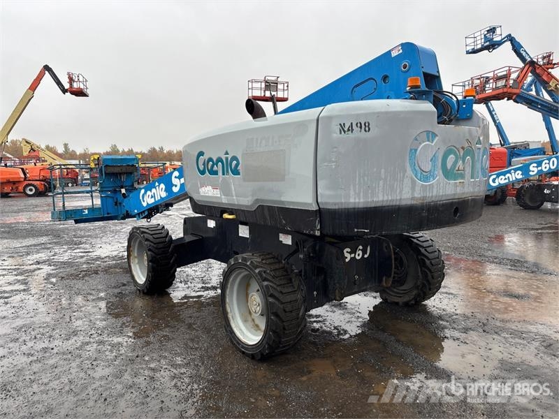 Genie S-60X 4WD Diesel Telescopic Boom Lift Teleszkópos emelők