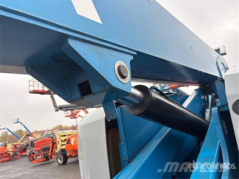 Genie S-60X 4WD Diesel Telescopic Boom Lift Nacelles télescopiques