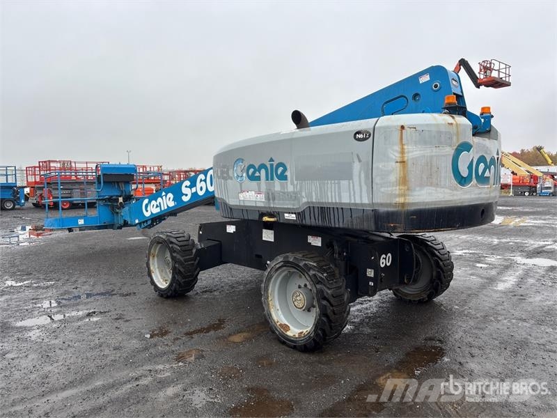 Genie S-60X 4WD Diesel Telescopic Boom Lift Nacelles télescopiques