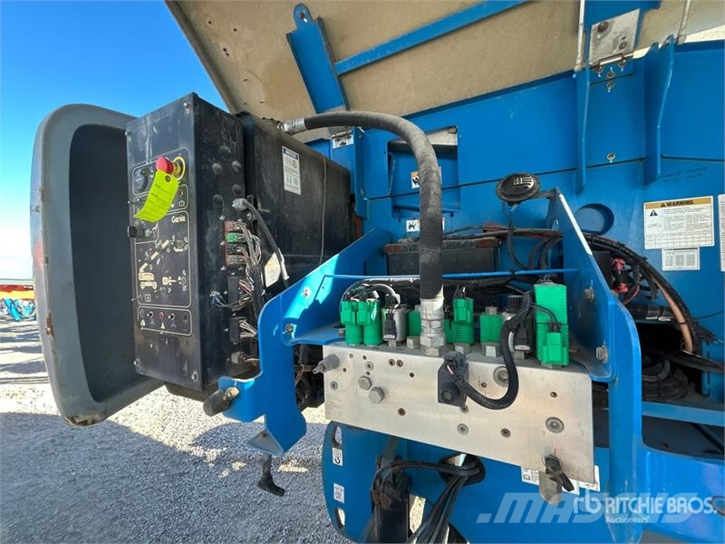 Genie S-60X 4WD Diesel Articulating Boom Lift Teleskopbühnen