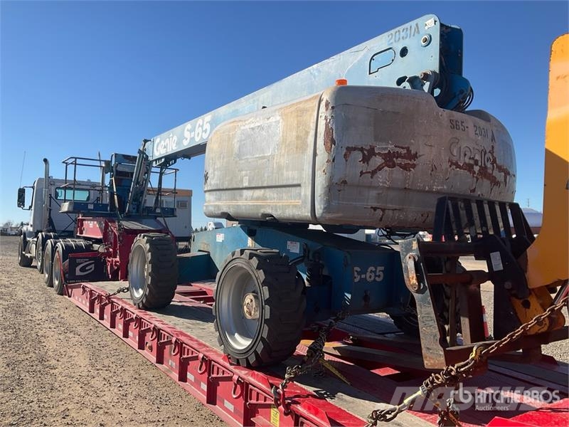 Genie S-65 4WD Diesel Telescopic Boom Lift Teleskopbühnen
