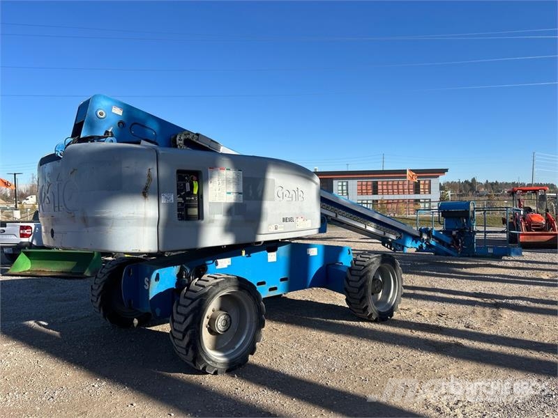Genie S-65 4WD Diesel Telescopic Boom Lift Nacelles télescopiques
