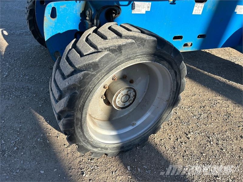 Genie S-65 4WD Diesel Telescopic Boom Lift Nacelles télescopiques