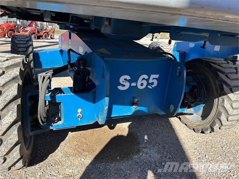 Genie S-65 4WD Dual Fuel Telescopic Boom Lift Teleskopske podizne platforme