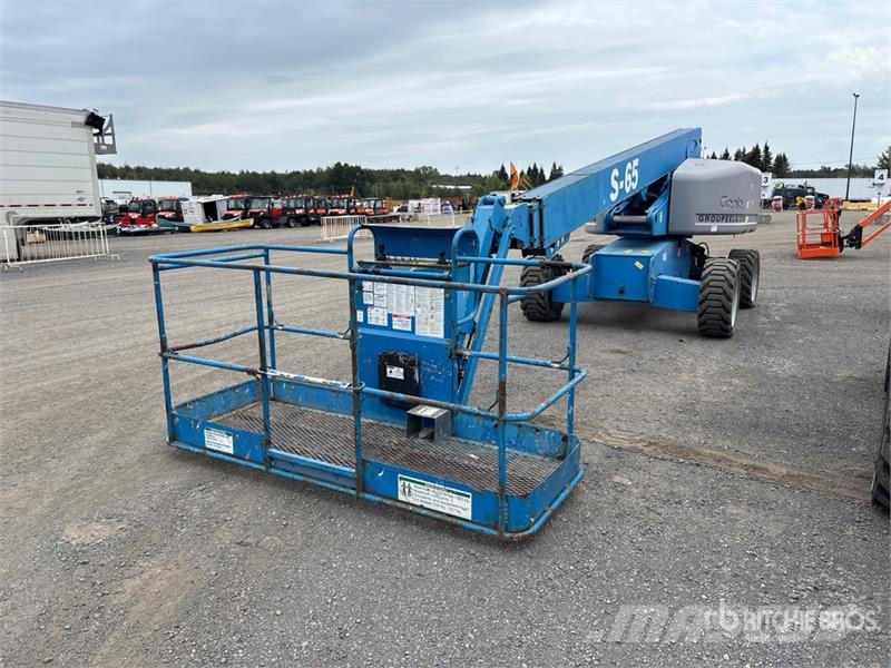 Genie S-65 4WD Gasoline Telescopic Boom Lift Teleszkópos emelők