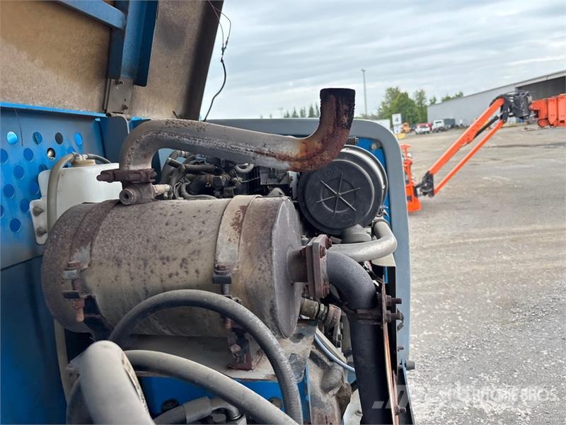Genie S-65 4WD Gasoline Telescopic Boom Lift Teleszkópos emelők