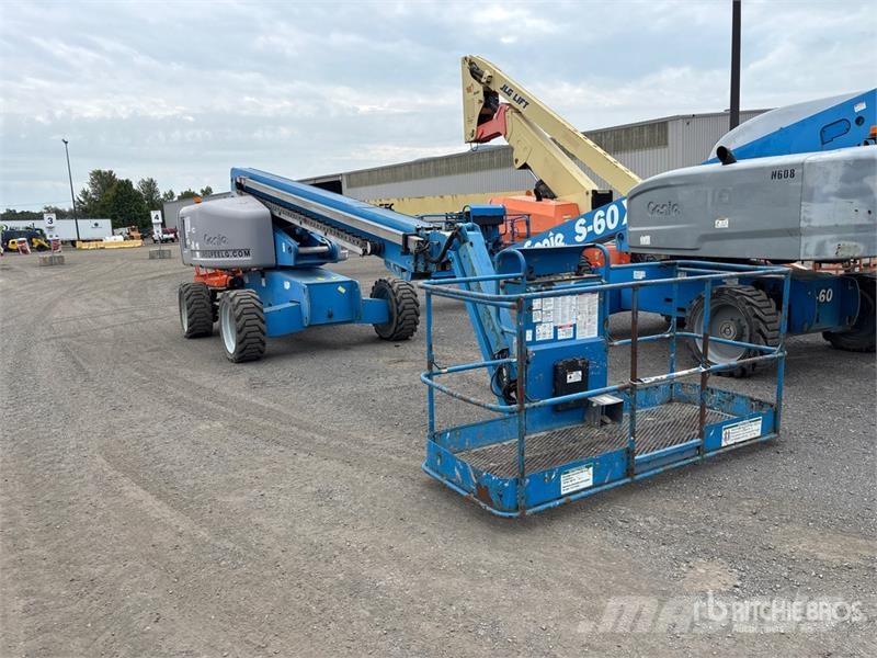 Genie S-65 4WD Gasoline Telescopic Boom Lift Teleszkópos emelők