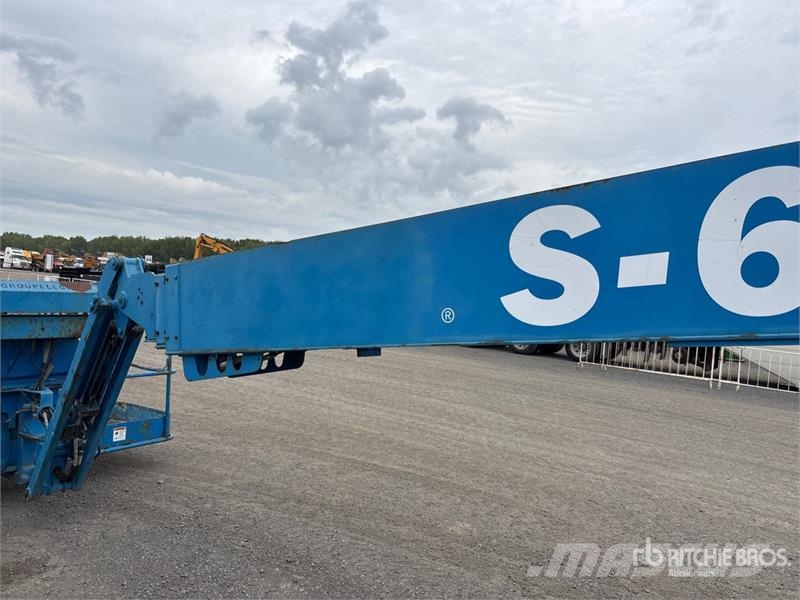 Genie S-65 4WD Gasoline Telescopic Boom Lift Teleszkópos emelők