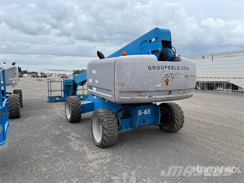 Genie S-65 4WD Gasoline Telescopic Boom Lift Teleszkópos emelők