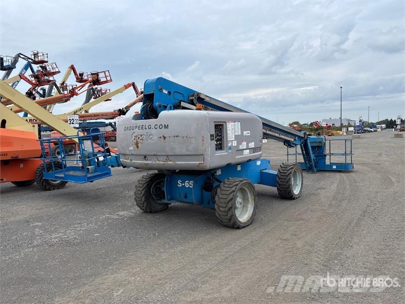 Genie S-65 4WD Gasoline Telescopic Boom Lift Teleszkópos emelők