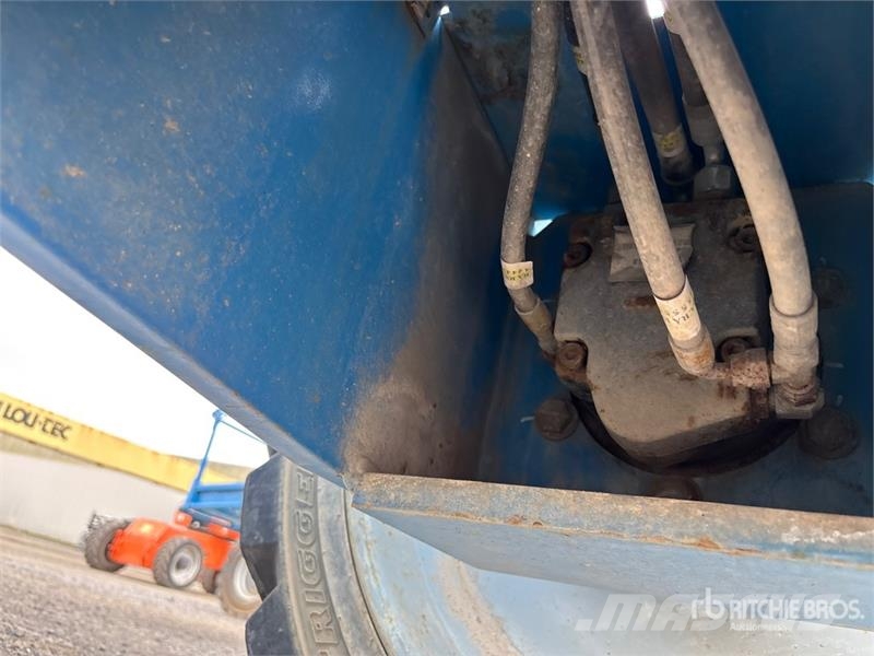 Genie S-65 4WD Gasoline Telescopic Boom Lift Teleszkópos emelők