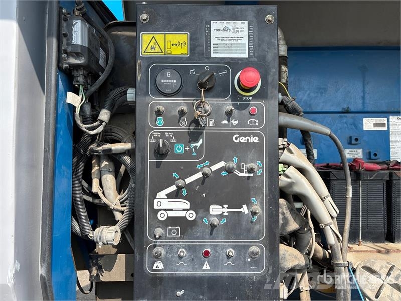 Genie S-80X 4WD Diesel Telescopic Boom Lift Teleskopske podizne platforme