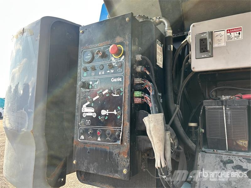 Genie S-85 Piattaforme a braccio telescopico