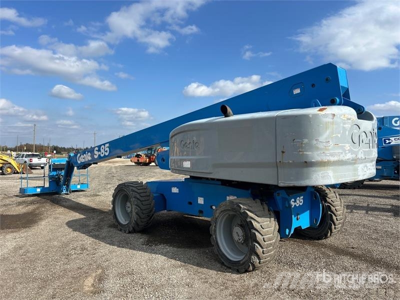 Genie S-85 Piattaforme a braccio telescopico