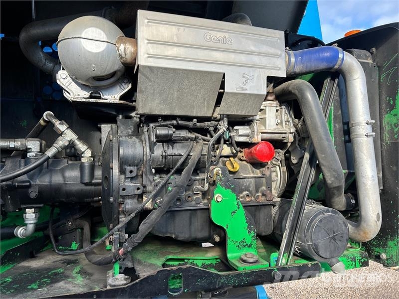 Genie S-85 4WD Diesel Telescopic Boom Lift Teleskopske dvižne ploščadi